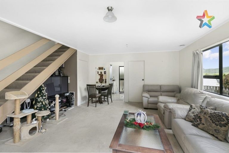 Photo of property in 6a Mossburn Grove, Kelson, Lower Hutt, 5010