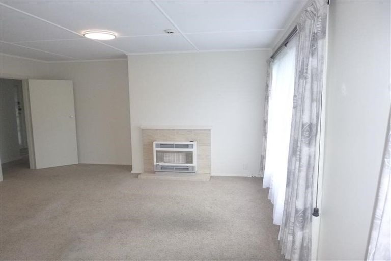 Photo of property in 22 Chittick Street, Stokes Valley, Lower Hutt, 5019
