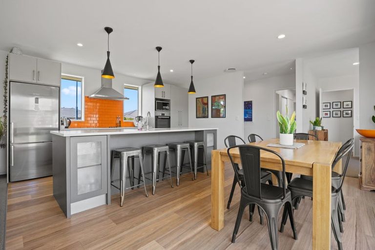 Photo of property in 27 Pegasus Main Street, Pegasus, 7612
