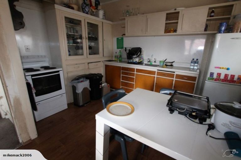 Photo of property in 12 Henwood Road, Mangere East, Auckland, 2024