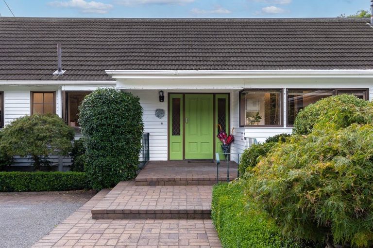 Photo of property in 114 Main Road South, Raumati Beach, Paraparaumu, 5032