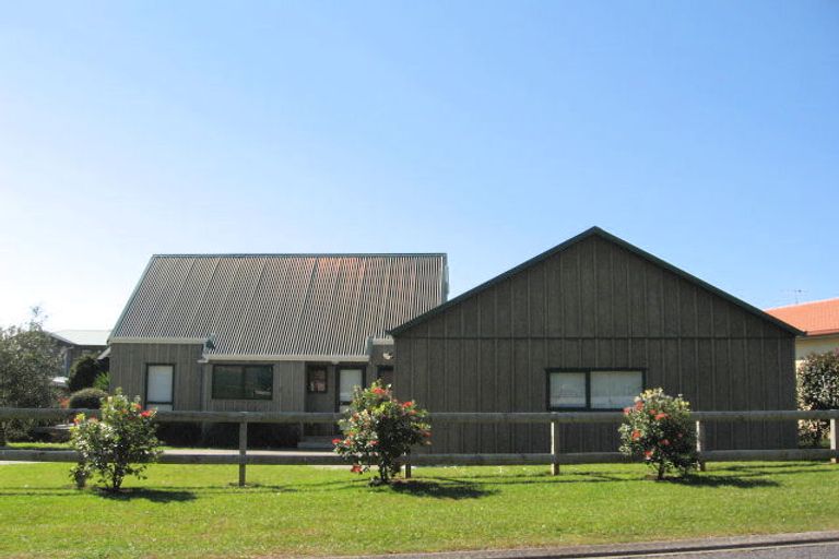 Photo of property in 6 Thompson Place, Opito Bay, Whitianga, 3592