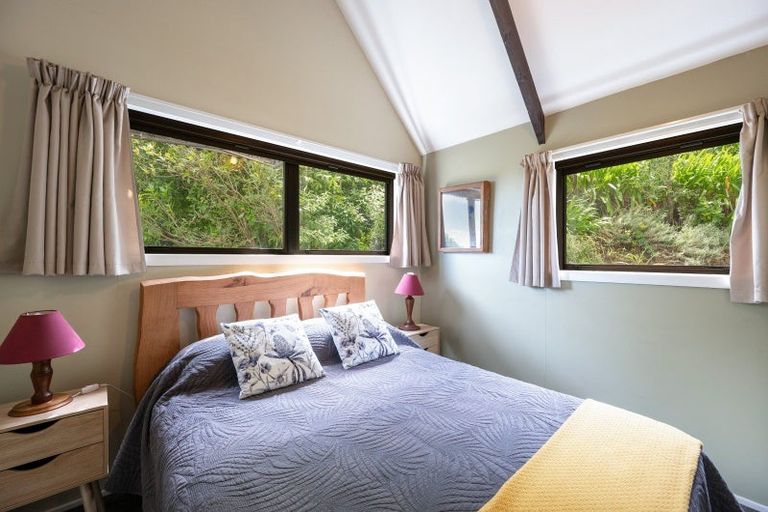 Photo of property in 102 Tosswill Road, Tahunanui, Nelson, 7011