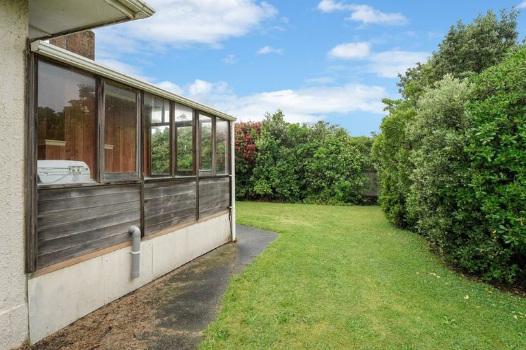 Photo of property in 70 Moana Street, Otaki Beach, Otaki, 5512
