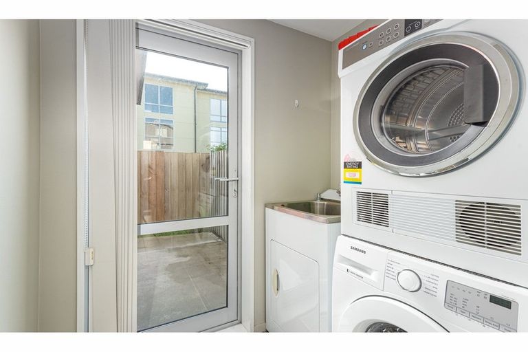 Photo of property in 48d Champion Street, Edgeware, Christchurch, 8013