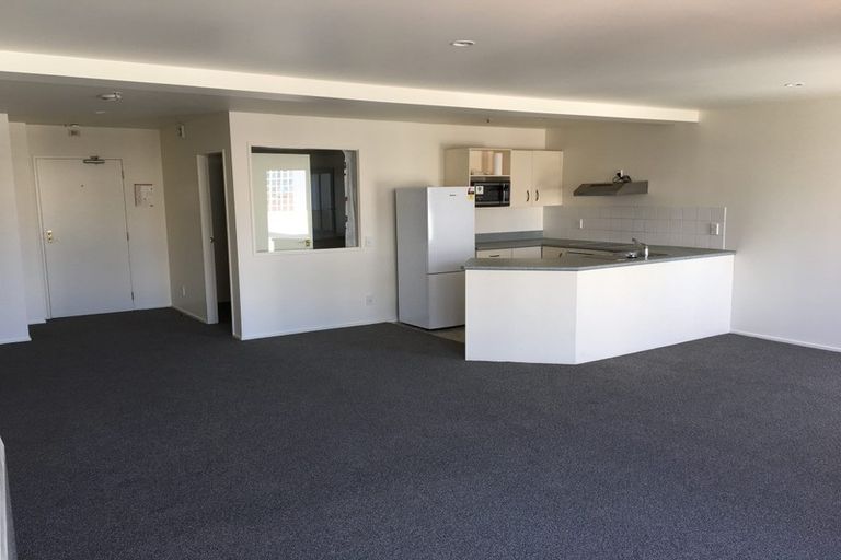 Photo of property in Courtenay Apartments, 602/120 Courtenay Place, Te Aro, Wellington, 6011