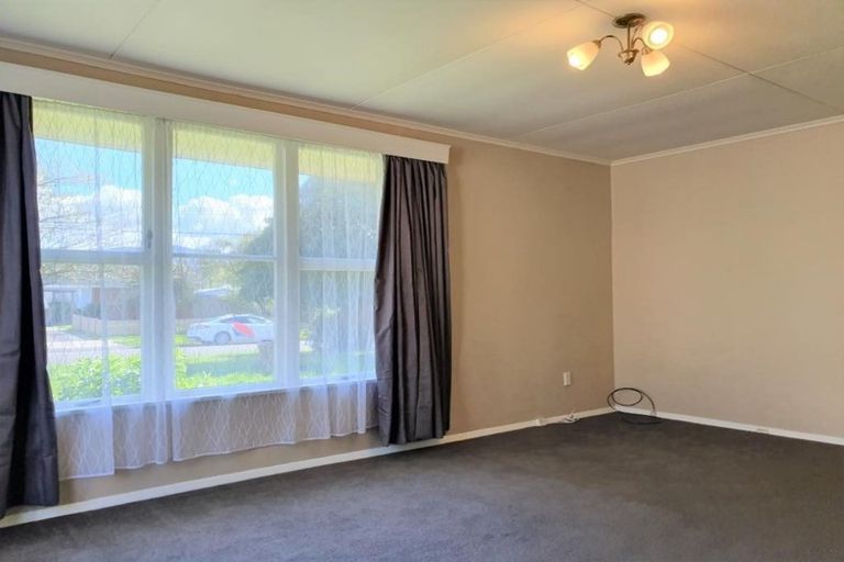 Photo of property in 12 Ngata Grove, Trentham, Upper Hutt, 5018