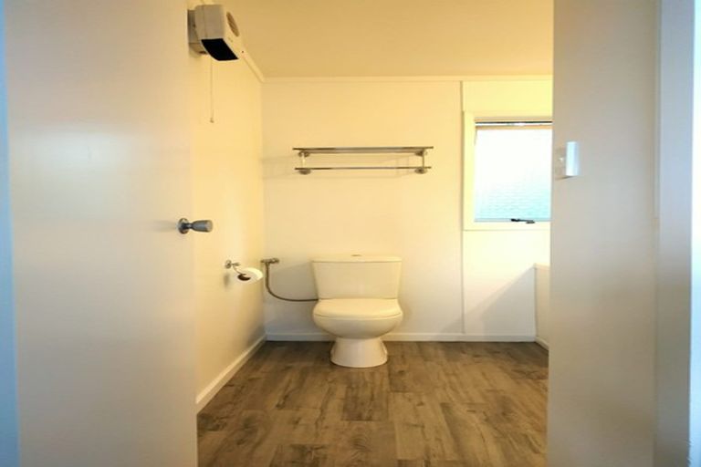 Photo of property in 2/33 Springfield Road, St Albans, Christchurch, 8014