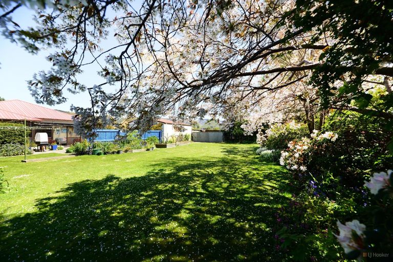 Photo of property in 48 Allan Street, Waimate, 7924