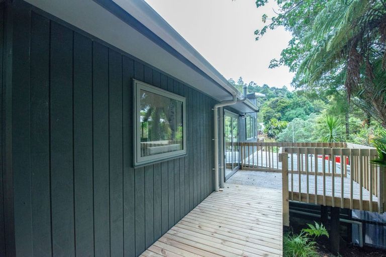 Photo of property in 37 Western Road, Laingholm, Auckland, 0604