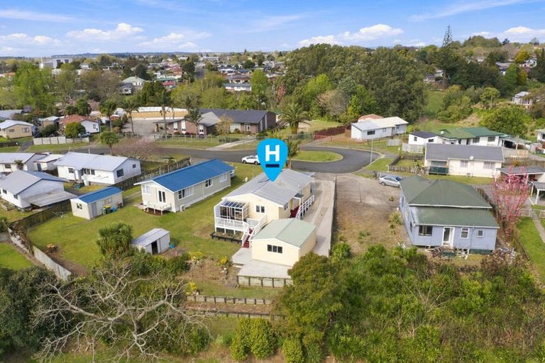 Photo of property in 11 Gray Avenue, Te Puke, 3119