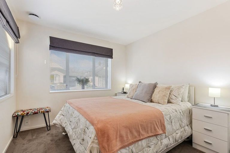Photo of property in 38k English Street, Sockburn, Christchurch, 8042