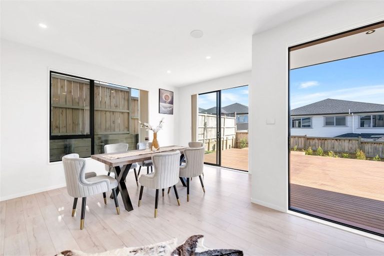 Photo of property in 35 Tinaku Road, Flat Bush, Auckland, 2019