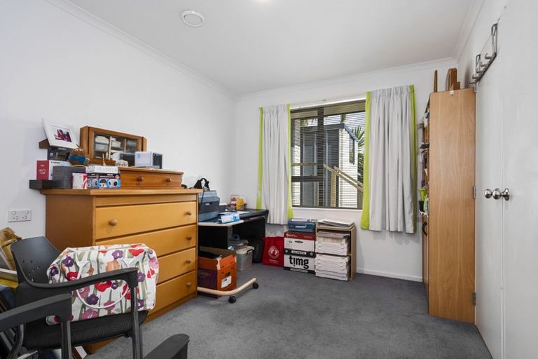 Photo of property in 72 Village Park Drive, Welcome Bay, Tauranga, 3112