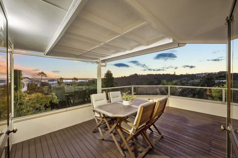 Photo of property in 53 Balmain Road, Birkenhead, Auckland, 0626