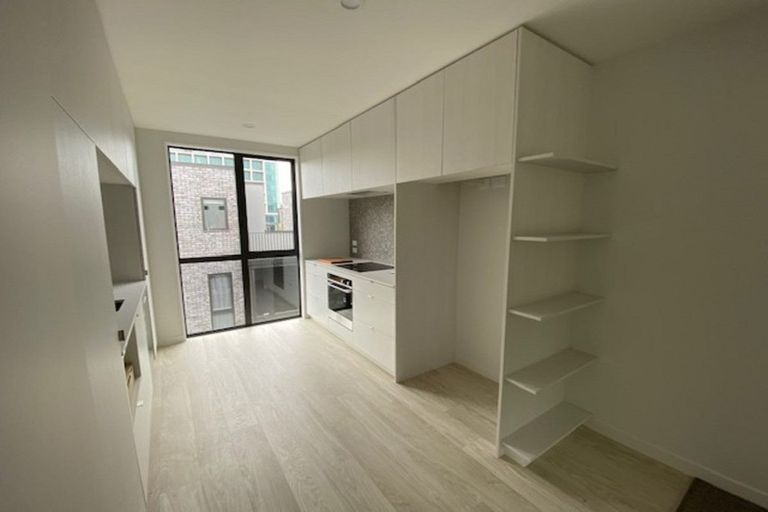 Photo of property in 9/214 Hereford Street, Christchurch Central, Christchurch, 8011