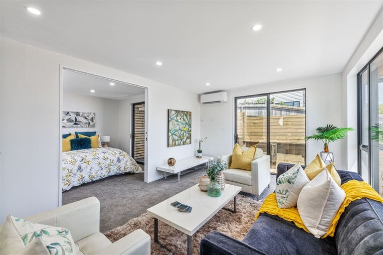 Photo of property in 5 Shibata Rise, Ranui, Auckland, 0612