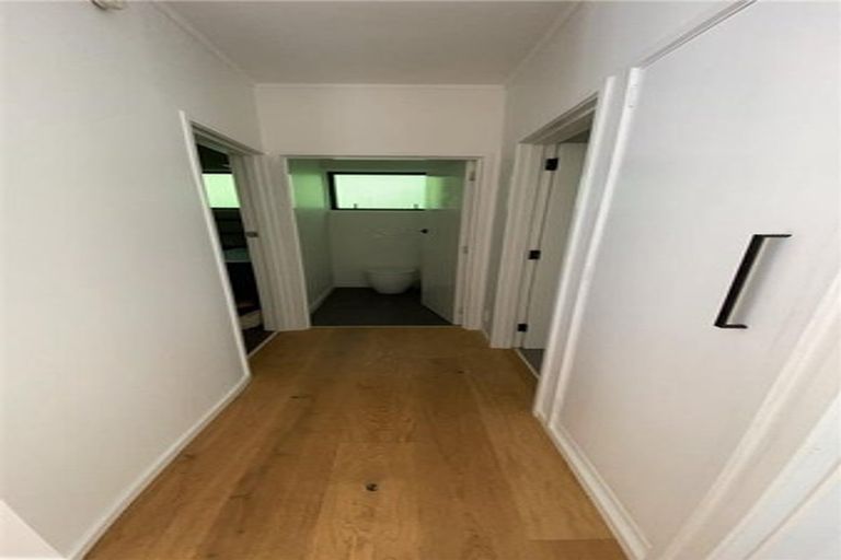 Photo of property in 3/246 Lake Road, Hauraki, Auckland, 0622