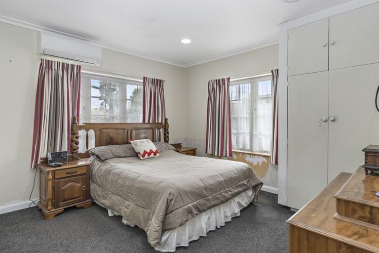 Photo of property in 1 Williams Place, Fairfield, Hamilton, 3214