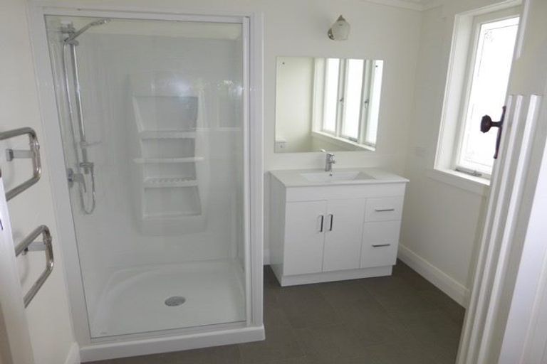 Photo of property in 69 Aramoana Avenue, Devonport, Auckland, 0624