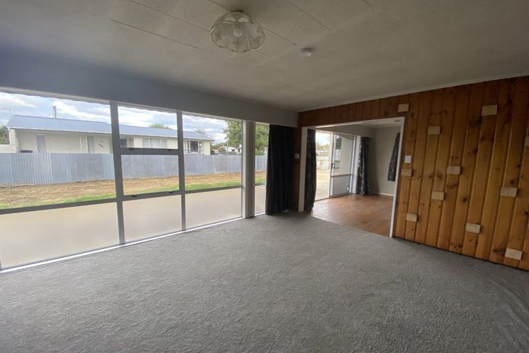 Photo of property in 38 Weka Street, Waikiwi, Invercargill, 9810