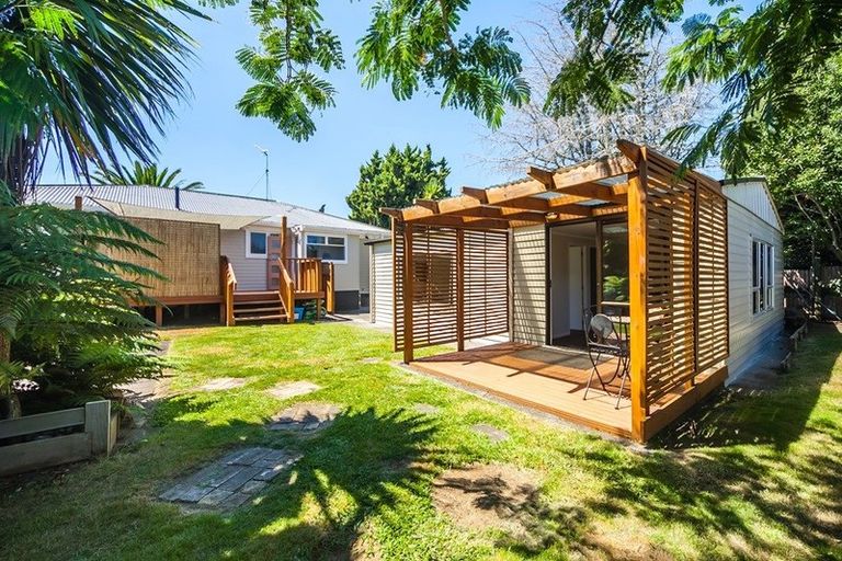 Photo of property in 3 Thompson Terrace, Manurewa, Auckland, 2102