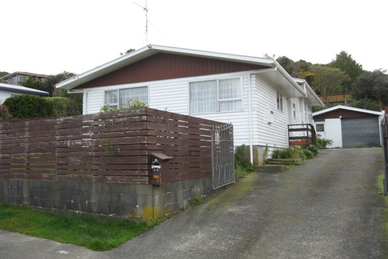 Photo of property in 14 Enfield Street, Wainuiomata, Lower Hutt, 5014