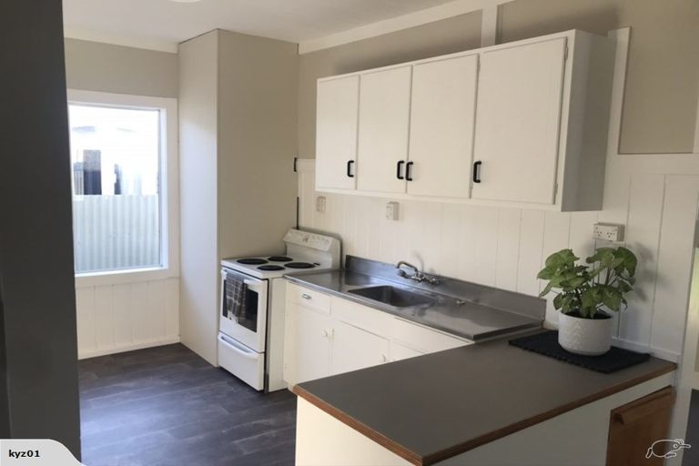 Photo of property in 8 Tomoana Road, Mahora, Hastings, 4120