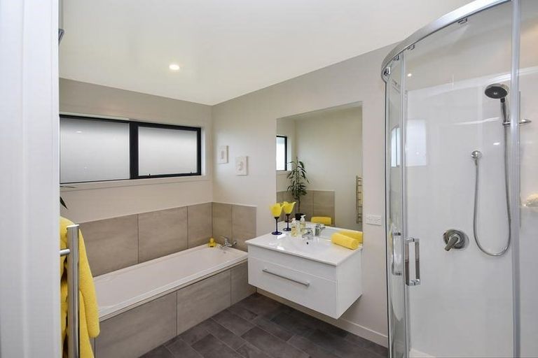 Photo of property in 55 Anderton Crescent, Mosgiel, 9024