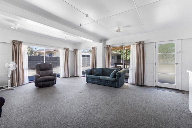 Photo of property in 38 Shakespeare Street, Leamington, Cambridge, 3432