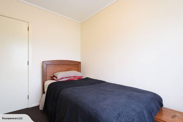 Photo of property in 2/45 Deep Creek Road, Waiake, Auckland, 0630