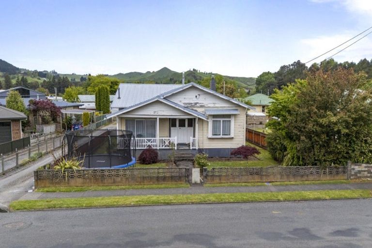 Photo of property in 19 Robin Street, Taihape, 4720