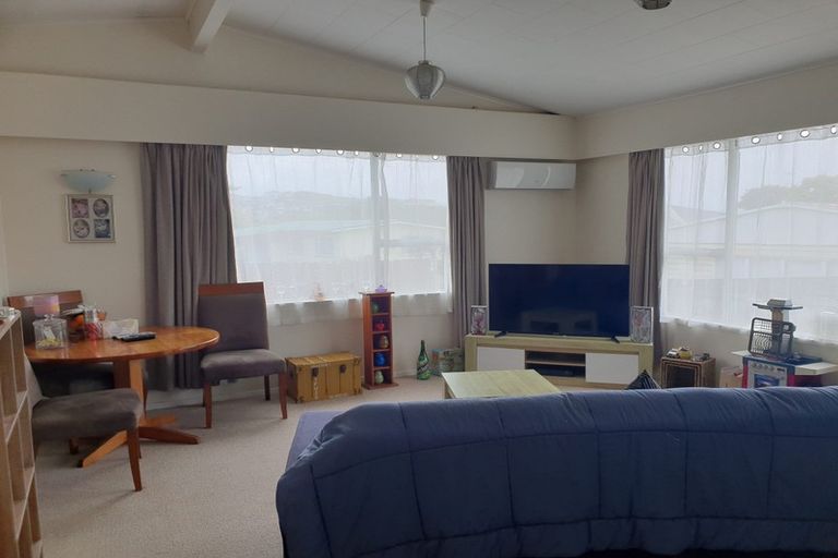 Photo of property in 172b Dowse Drive, Maungaraki, Lower Hutt, 5010