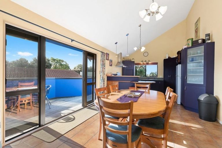 Photo of property in 49 Papaunahi Road, Bowentown, Katikati, 3177