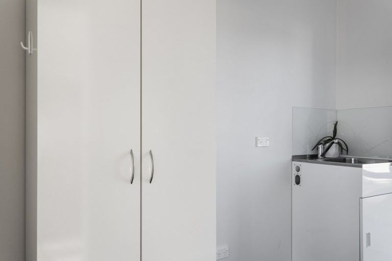 Photo of property in 37 Montrose Avenue, Culverden, 7392