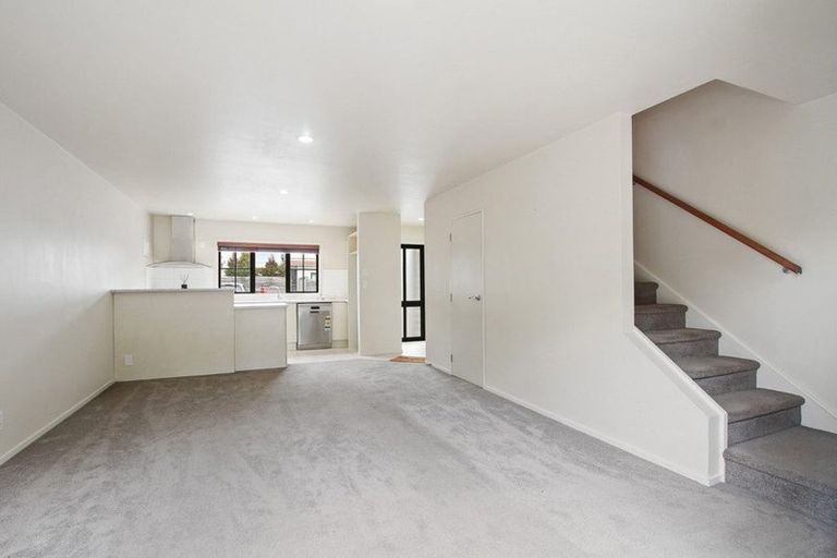 Photo of property in Summerset Village, 8/1 Harrison Road, Mount Wellington, Auckland, 1060