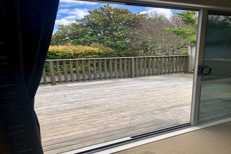 Photo of property in 25a William Souter Street, Forrest Hill, Auckland, 0620