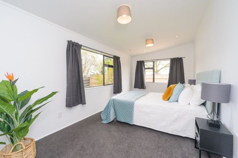 Photo of property in 19 Newton Place, Westbrook, Palmerston North, 4412