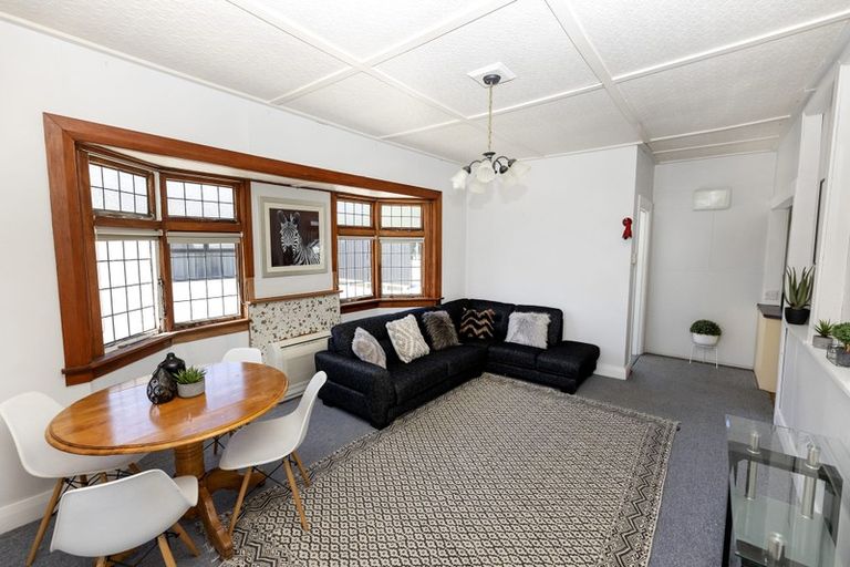 Photo of property in 75 Pendarves Street, New Plymouth, 4310