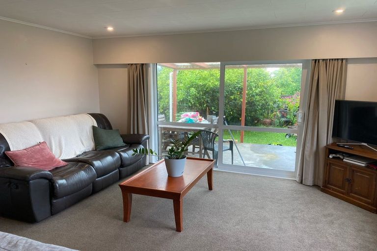 Photo of property in 11 Callender Terrace, Paraparaumu Beach, Paraparaumu, 5032