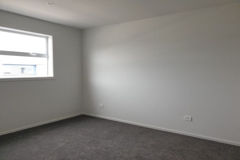 Photo of property in 8 Torea Place, Kenepuru, Porirua, 5022