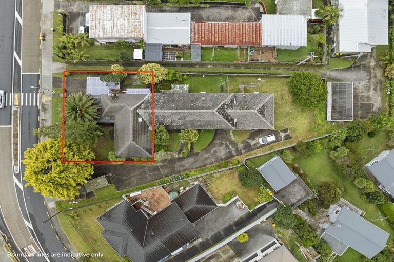 Photo of property in 4/123 Birkdale Road, Birkdale, Auckland, 0626