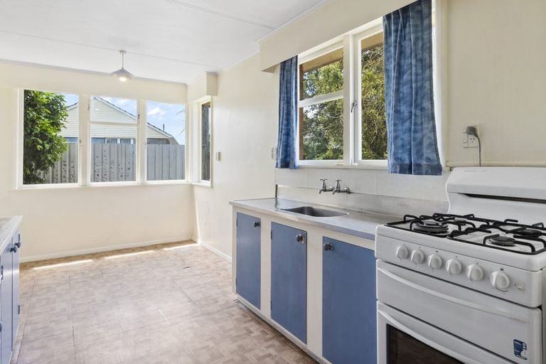 Photo of property in 30 Croall Crescent, St Andrews, Hamilton, 3200