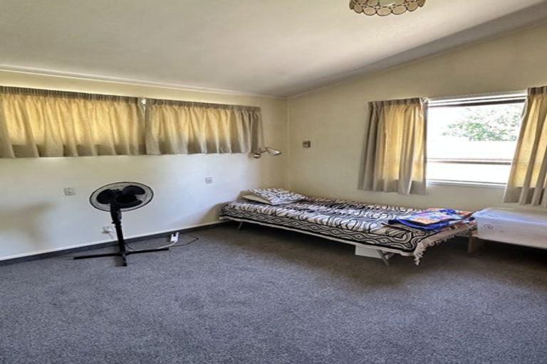 Photo of property in 39 Upham Crescent, Taradale, Napier, 4112