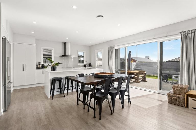 Photo of property in 7 Grooby Place, Havelock North, 4130