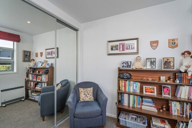 Photo of property in 16 Vanita Drive, Whitianga, 3510