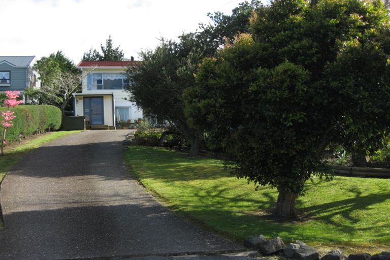 Photo of property in 3 Northfield Road, Waitakere, Auckland, 0816