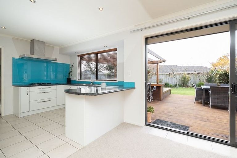 Photo of property in 18 Innswood Place, Rototuna North, Hamilton, 3210