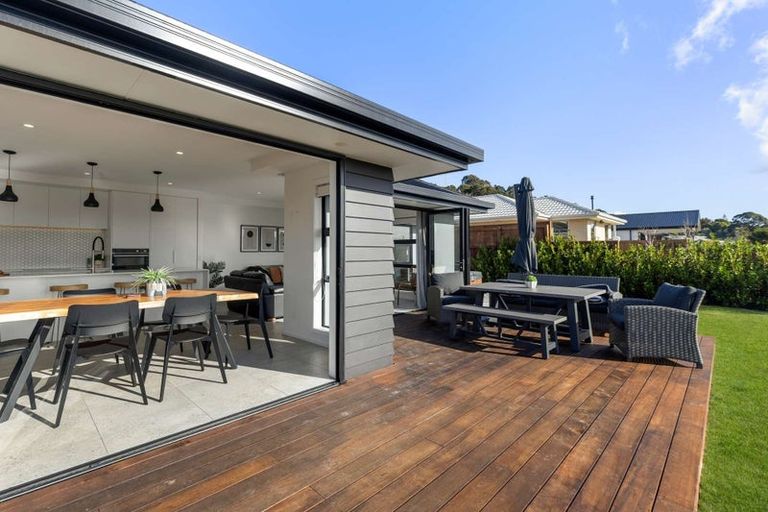 Photo of property in 16 Piwakawaka Drive, Stoke, Nelson, 7011