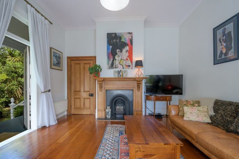 Photo of property in 209 Collingwood Street, Nelson South, Nelson, 7010